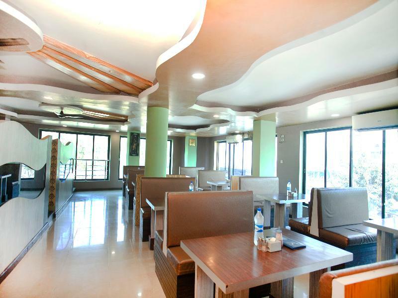 Banke Oyo 343 Pop Life Hotel المظهر الخارجي الصورة